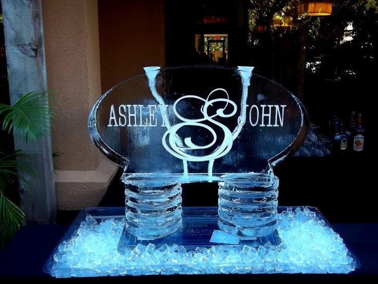 Ice Sculpture with Name (4 Letters)