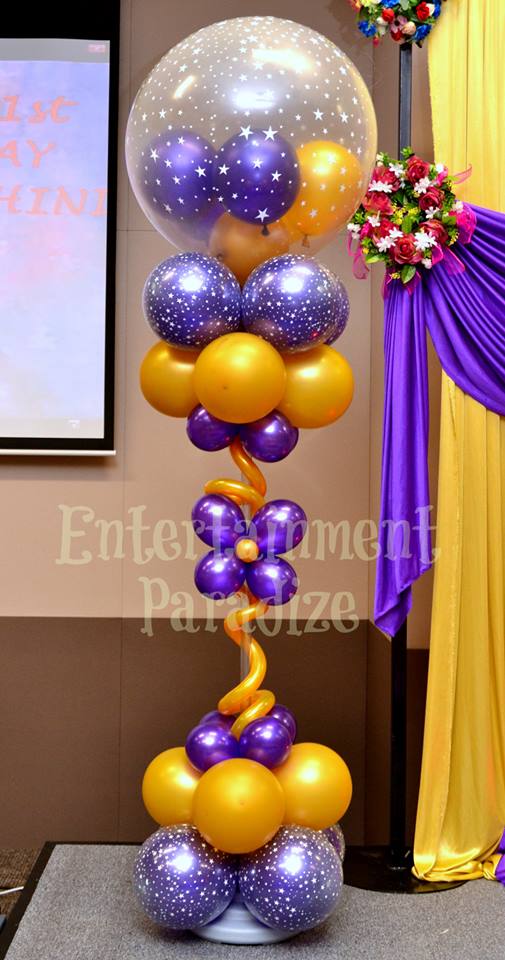 PAIR OF CUSTOMISED BALLOON COLUMN WITH 3FT  TOPPER